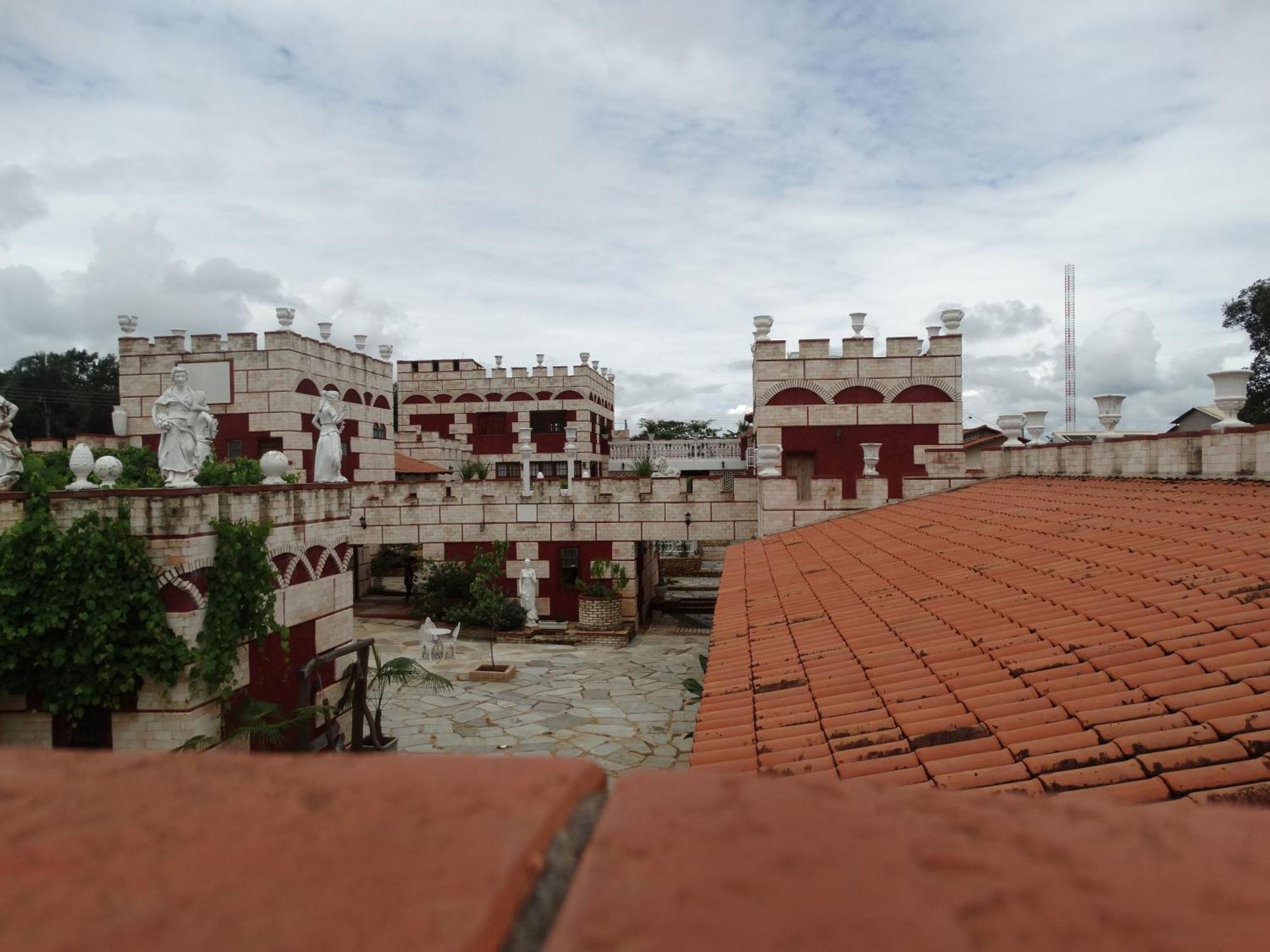 Pousada Al Castello Di Giulietta E Romeo Pirenópolis Eksteriør billede