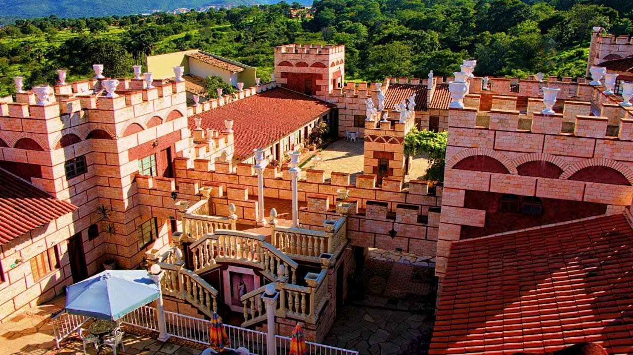 Pousada Al Castello Di Giulietta E Romeo Pirenópolis Eksteriør billede