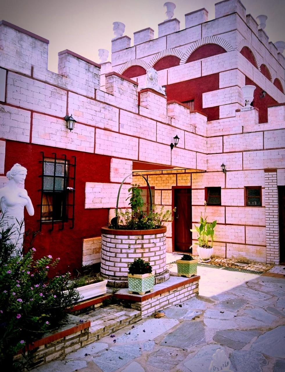 Pousada Al Castello Di Giulietta E Romeo Pirenópolis Eksteriør billede
