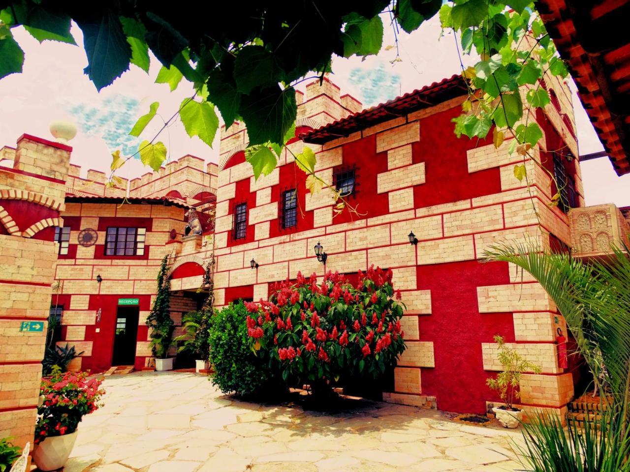 Pousada Al Castello Di Giulietta E Romeo Pirenópolis Eksteriør billede
